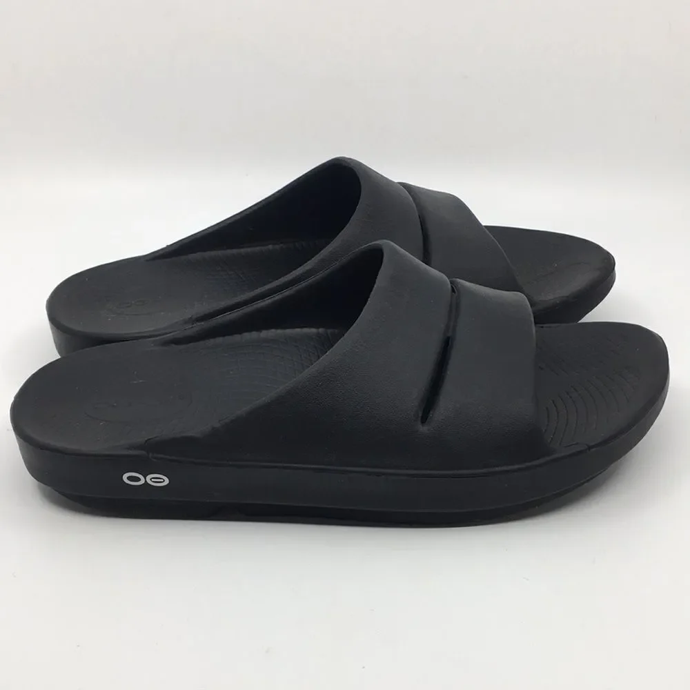 Oofos Ooahh Black Slides Sandals Unisex EU 42 M9 W11 Recovery Therapy slides